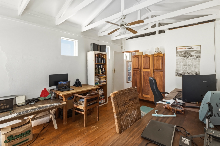 4 Bedroom Property for Sale in Bay Park Western Cape